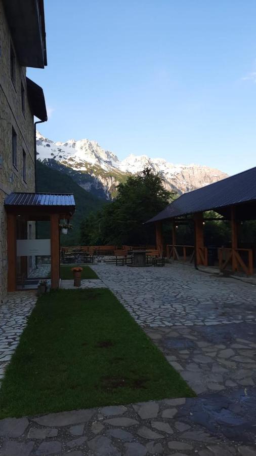 Hotel Margjeka Valbone Exterior foto