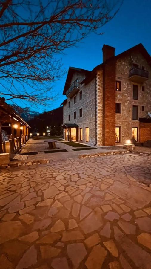 Hotel Margjeka Valbone Exterior foto